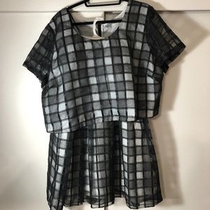 Estelle plus size matching grid crop top & skirt